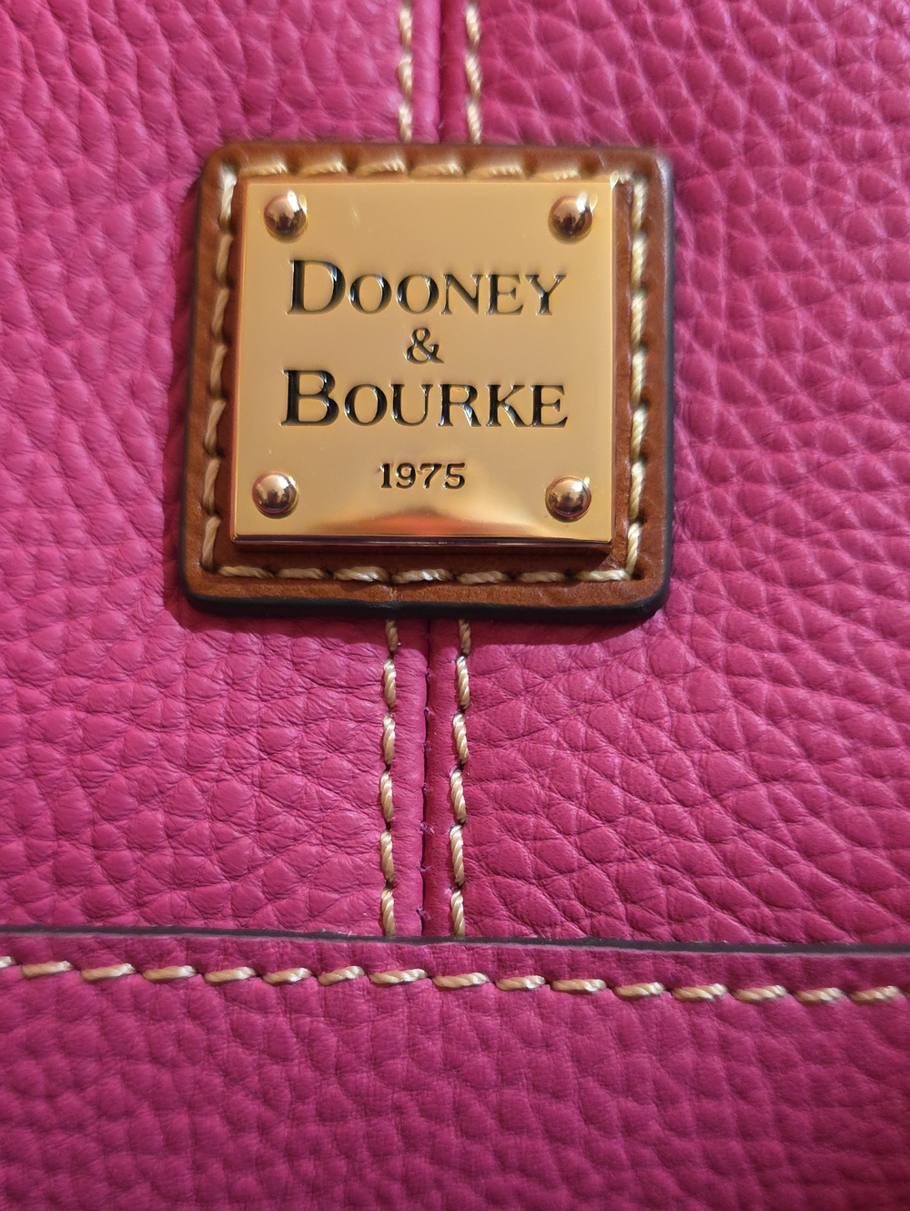 DOONEY AND BOURKE NEW WITH TAGS PURSE AND WALLET WITH MATCHING SCARF & DUST BAG - Picture 11 of 11